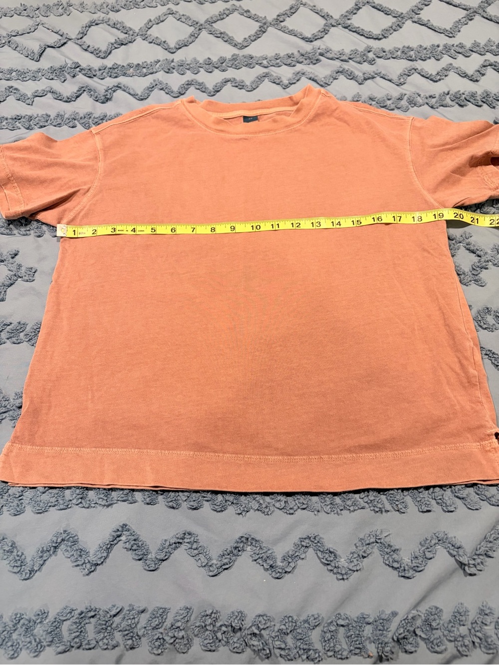 Old Navy Peach Short-Sleeve Crew Tee - Picture 3 of 6